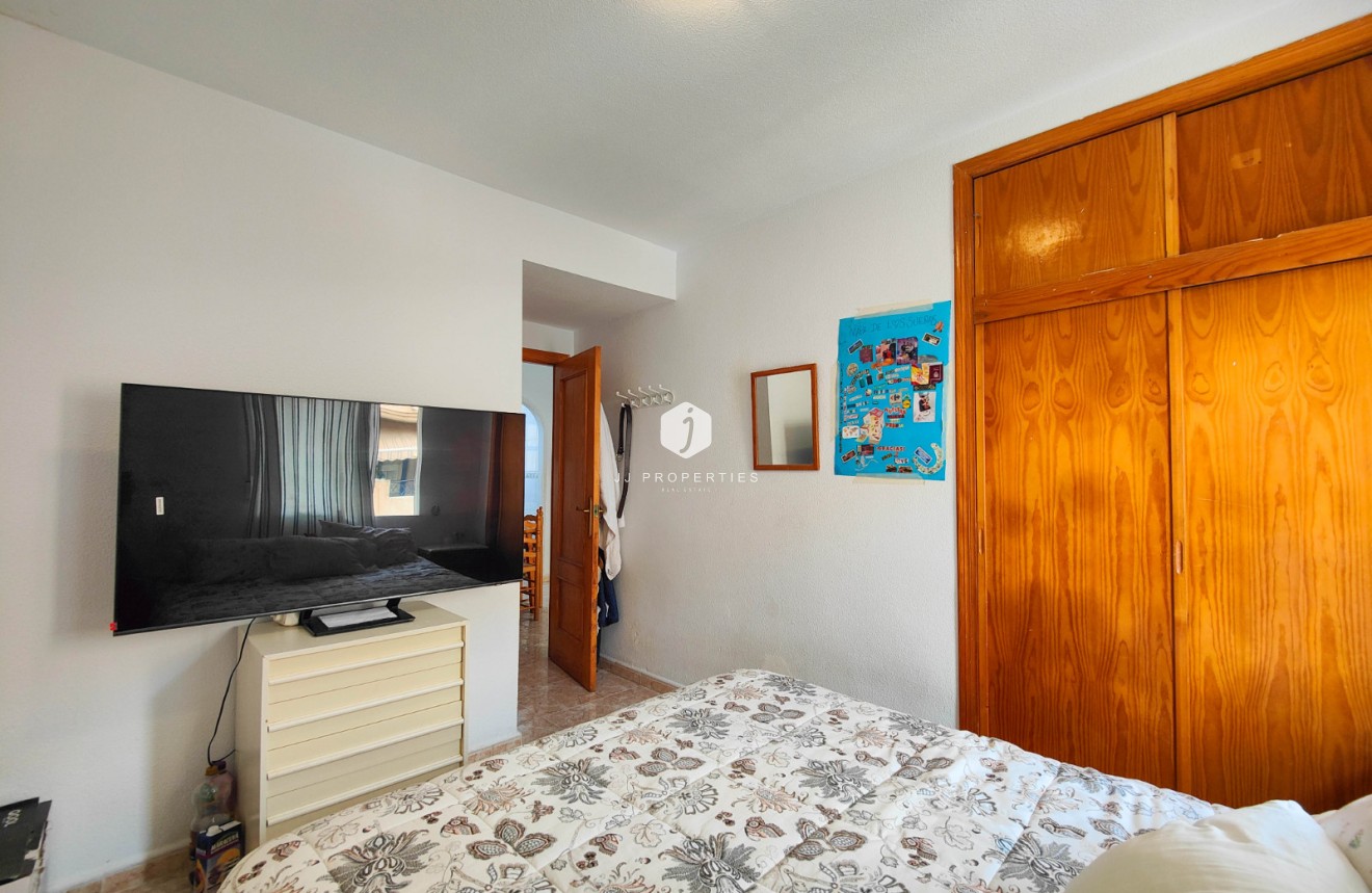 D'occasion - Appartement -
Torrevieja - Costa Blanca