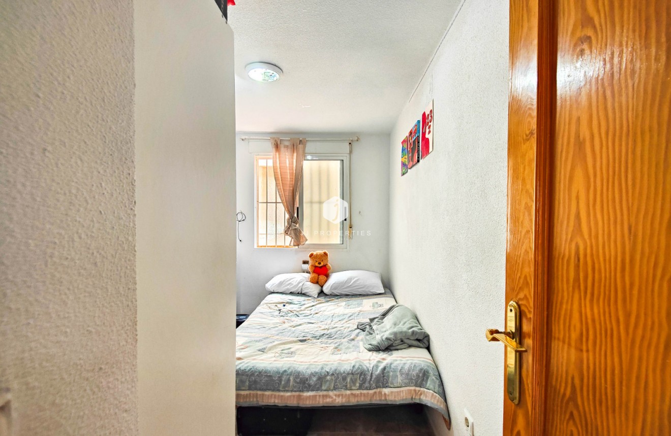 D'occasion - Appartement -
Torrevieja - Costa Blanca