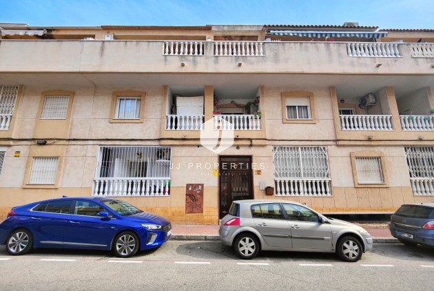 D'occasion - Appartement -
Torrevieja - Costa Blanca