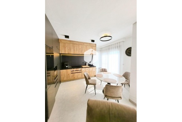 D'occasion - Attique -
San Miguel de Salinas - Costa Blanca