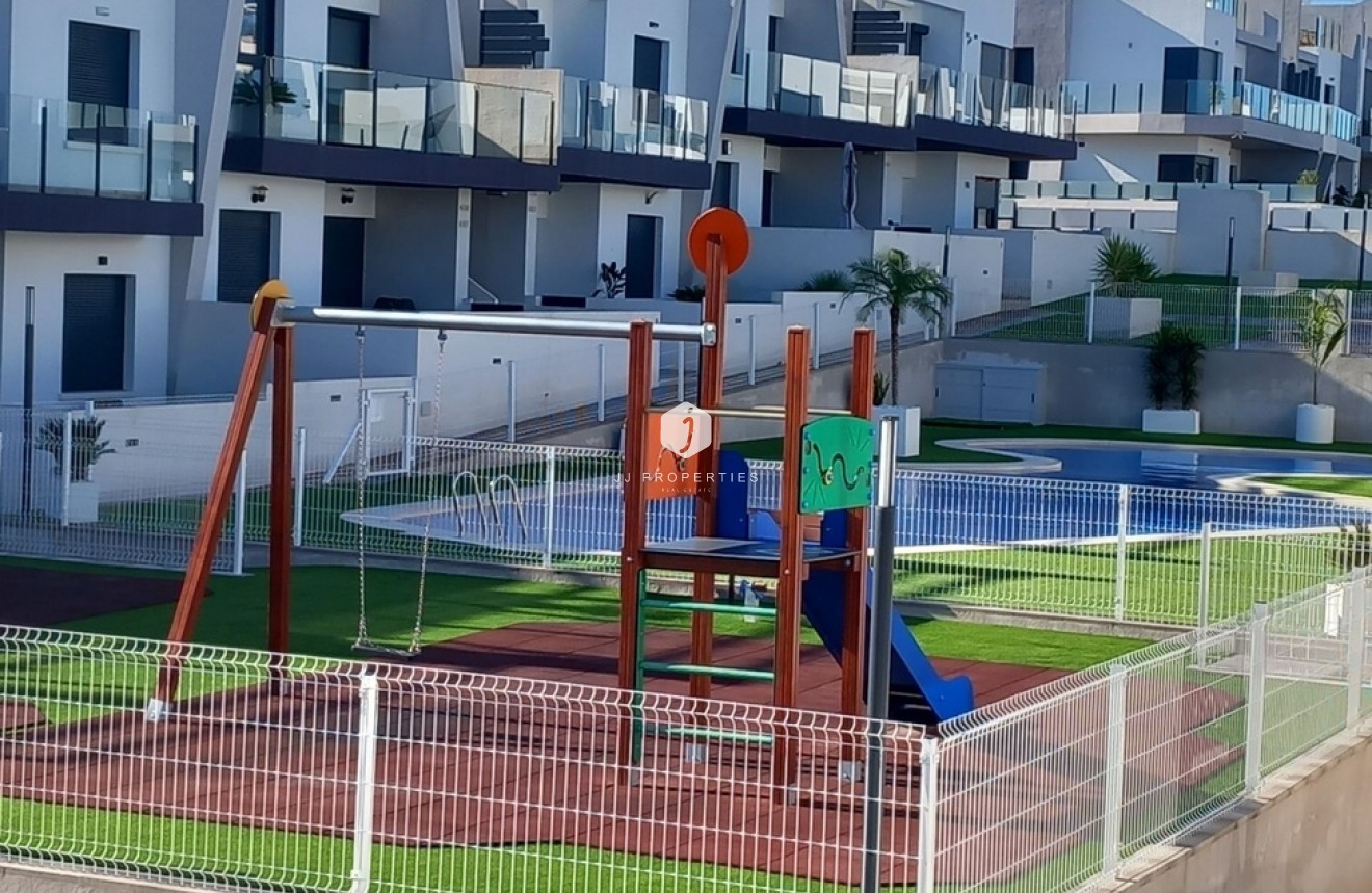 D'occasion - Attique -
San Miguel de Salinas - Costa Blanca