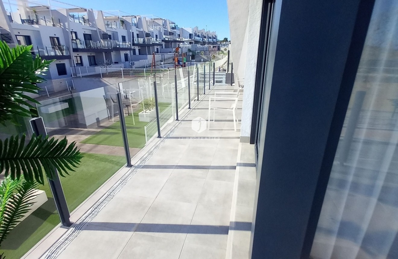 D'occasion - Attique -
San Miguel de Salinas - Costa Blanca