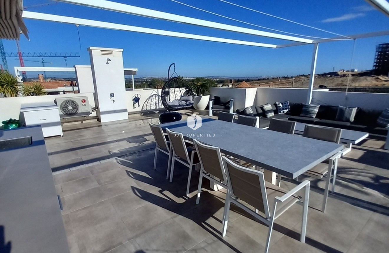 D'occasion - Attique -
San Miguel de Salinas - Costa Blanca