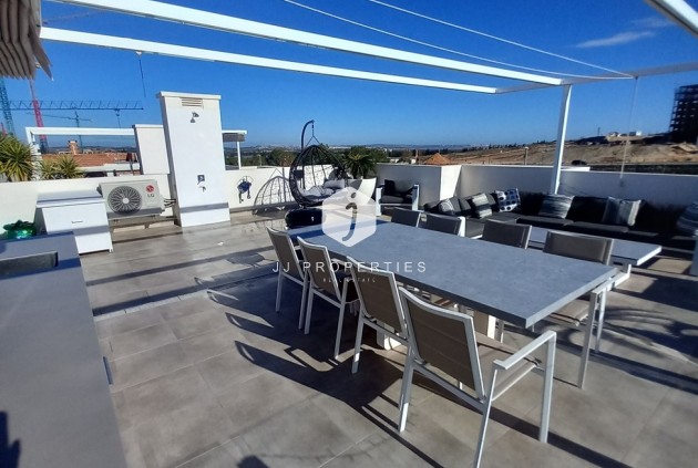 D'occasion - Attique -
San Miguel de Salinas - Costa Blanca