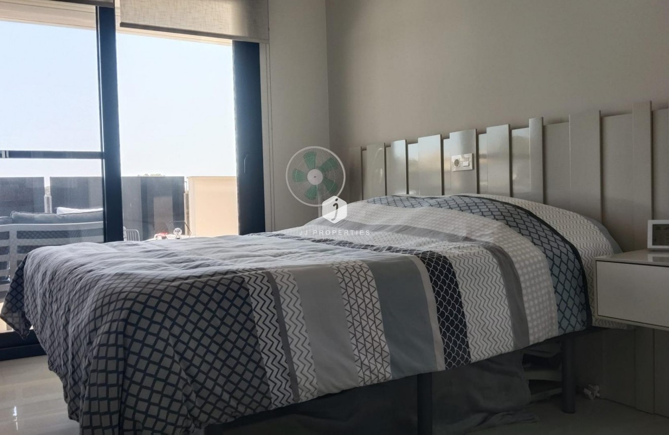 D'occasion - Appartement -
Orihuela Costa - PAU 8