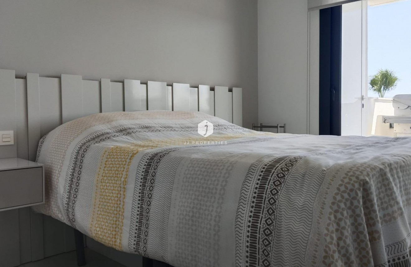 D'occasion - Appartement -
Orihuela Costa - PAU 8