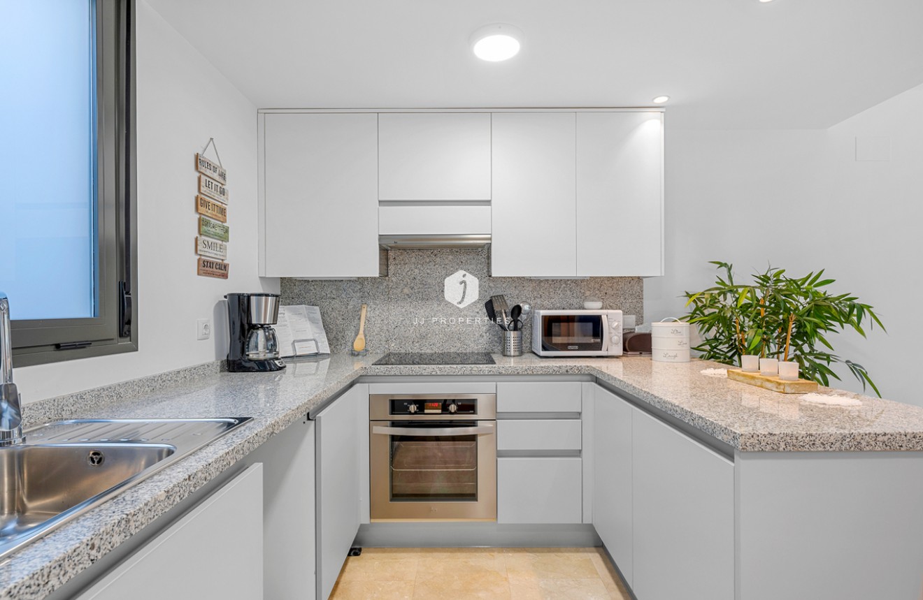 D'occasion - Appartement -
Campoamor - Costa Blanca