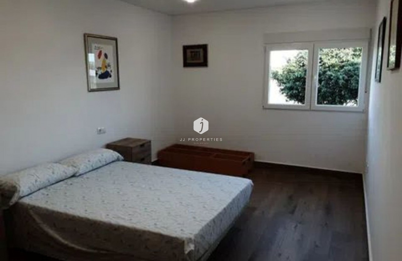 D'occasion - Villa -
San Miguel de Salinas - Inland
