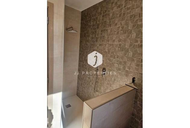 D'occasion - Villa -
Torrevieja - Costa Blanca
