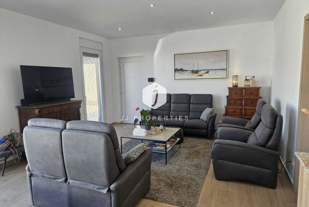 D'occasion - Villa -
Torrevieja - Costa Blanca