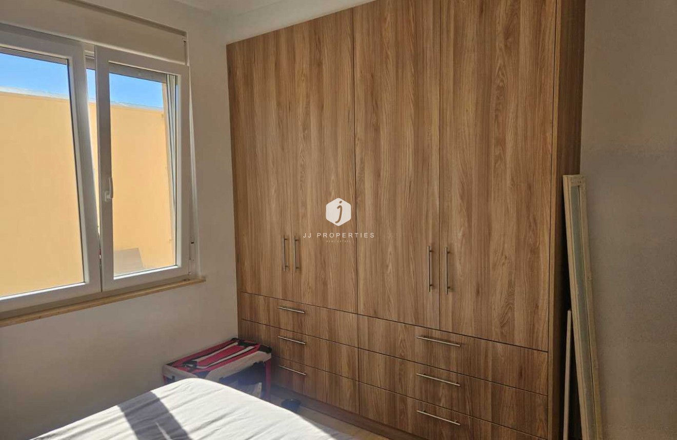 D'occasion - Villa -
Torrevieja - Costa Blanca