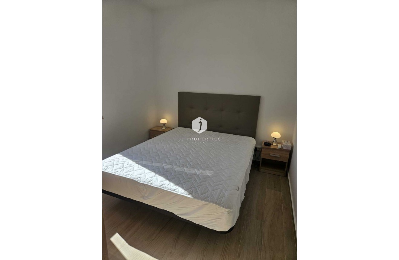 D'occasion - Villa -
Torrevieja - Costa Blanca