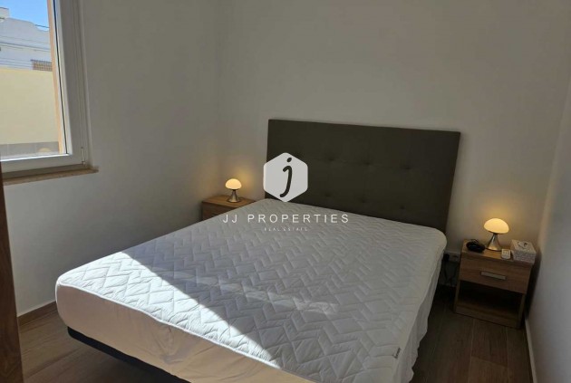 D'occasion - Villa -
Torrevieja - Costa Blanca