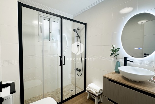 Resale - Apartment / flat -
Orihuela Costa - Costa Blanca