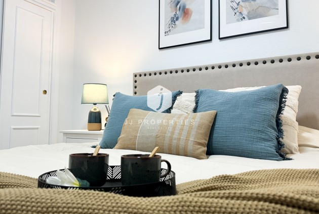 Resale - Apartment / flat -
Orihuela Costa - Costa Blanca