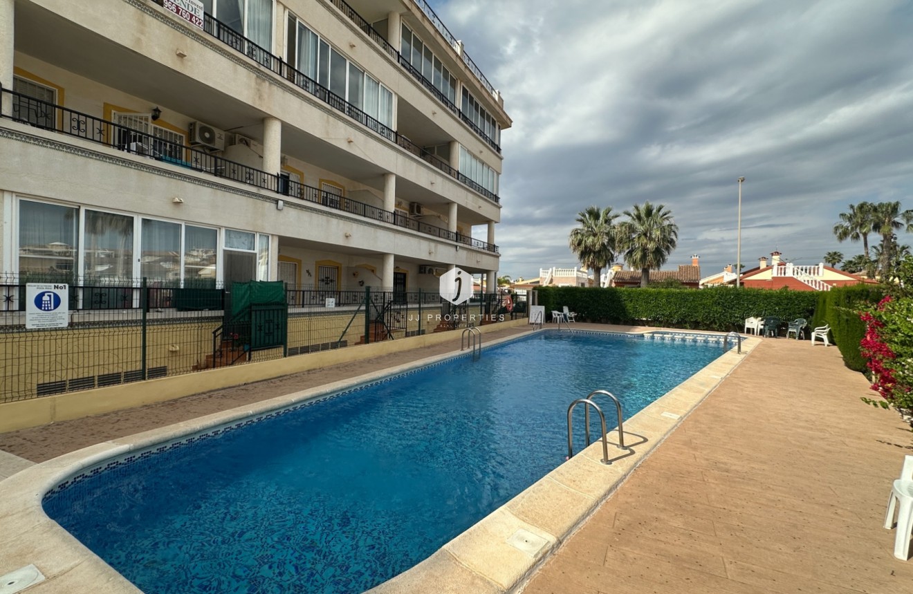 Resale - Apartment / flat -
Orihuela Costa - Costa Blanca