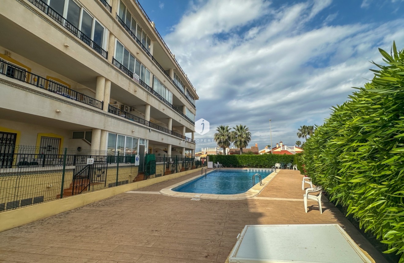 Resale - Apartment / flat -
Orihuela Costa - Costa Blanca