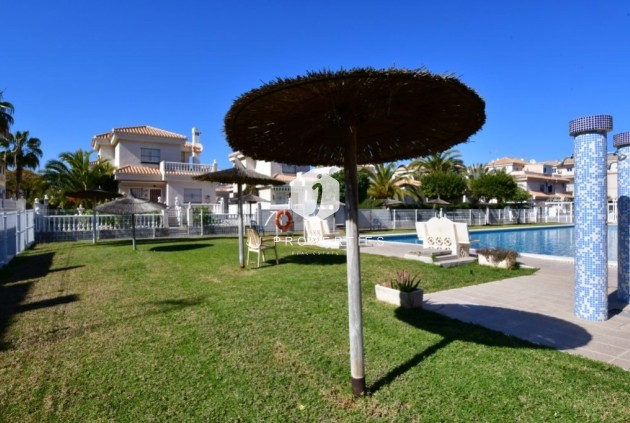 Aus zweiter Hand - Wohnung -
Orihuela Costa - Costa Blanca