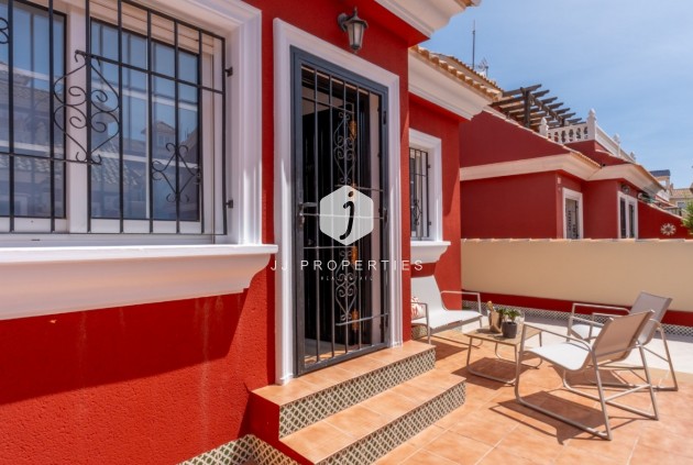 D'occasion - Villa -
Orihuela Costa - Costa Blanca