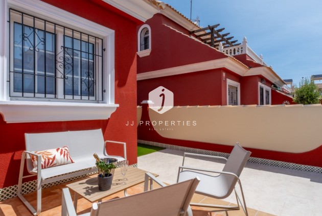 D'occasion - Villa -
Orihuela Costa - Costa Blanca