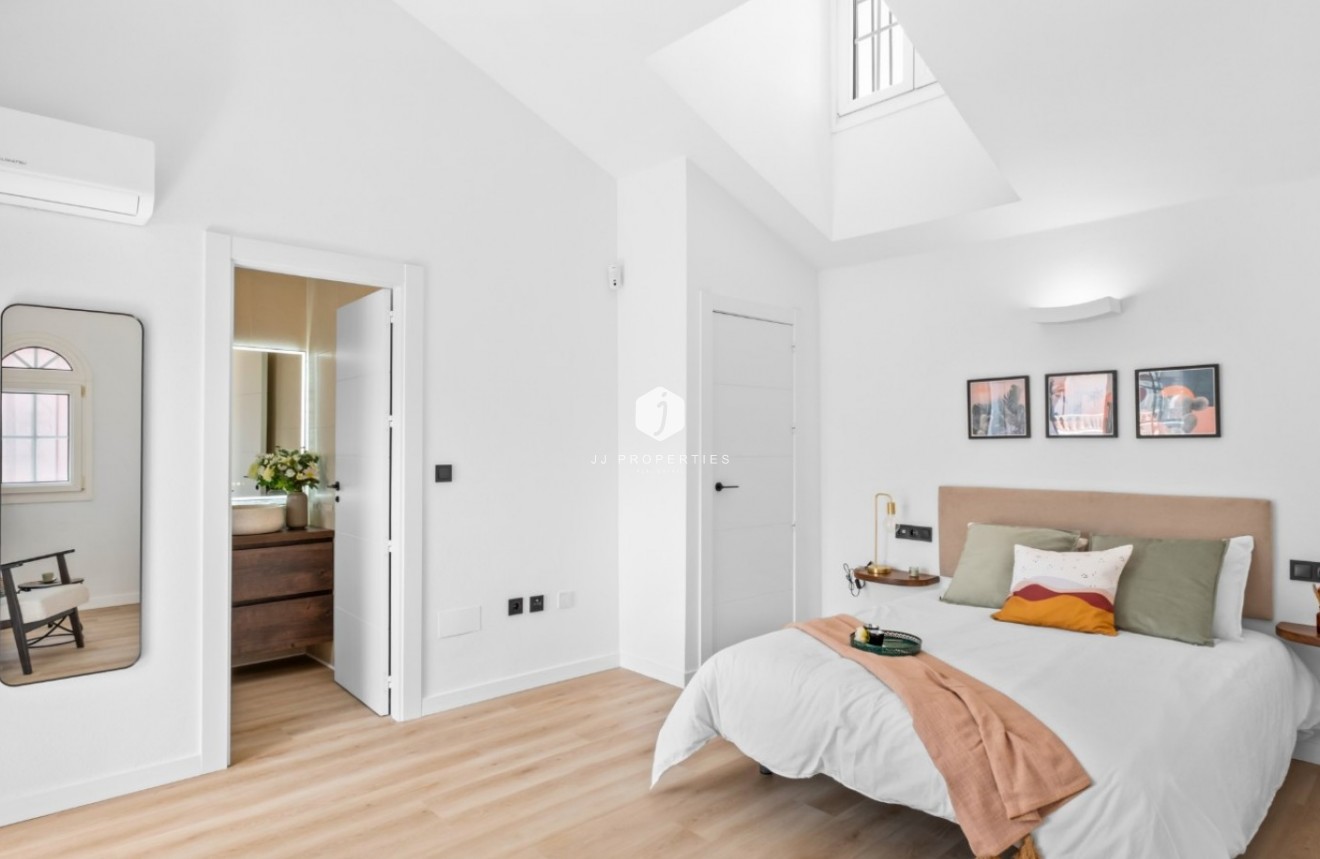 D'occasion - Villa -
Orihuela Costa - Costa Blanca