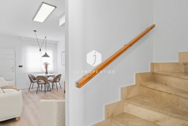 D'occasion - Villa -
Orihuela Costa - Costa Blanca
