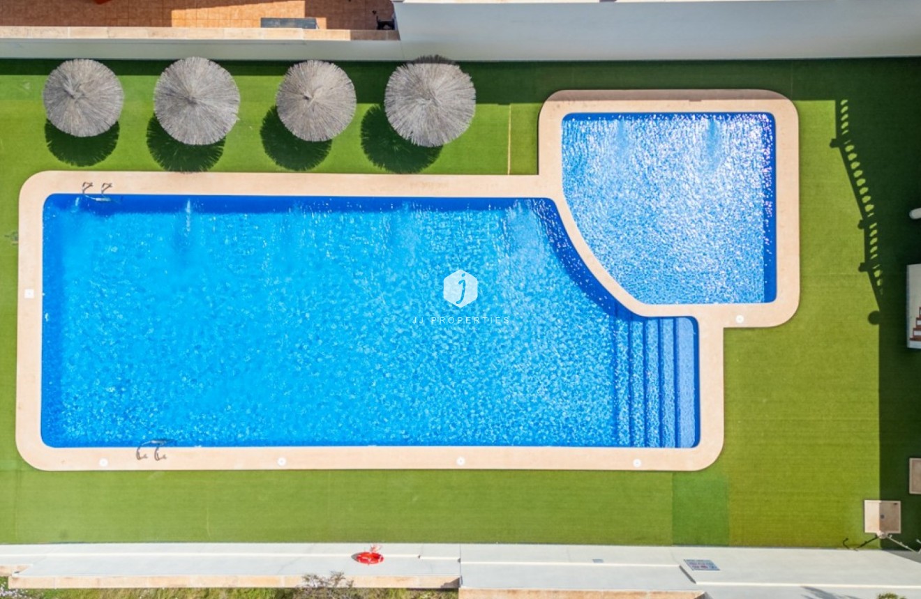 D'occasion - Villa -
Orihuela Costa - Costa Blanca
