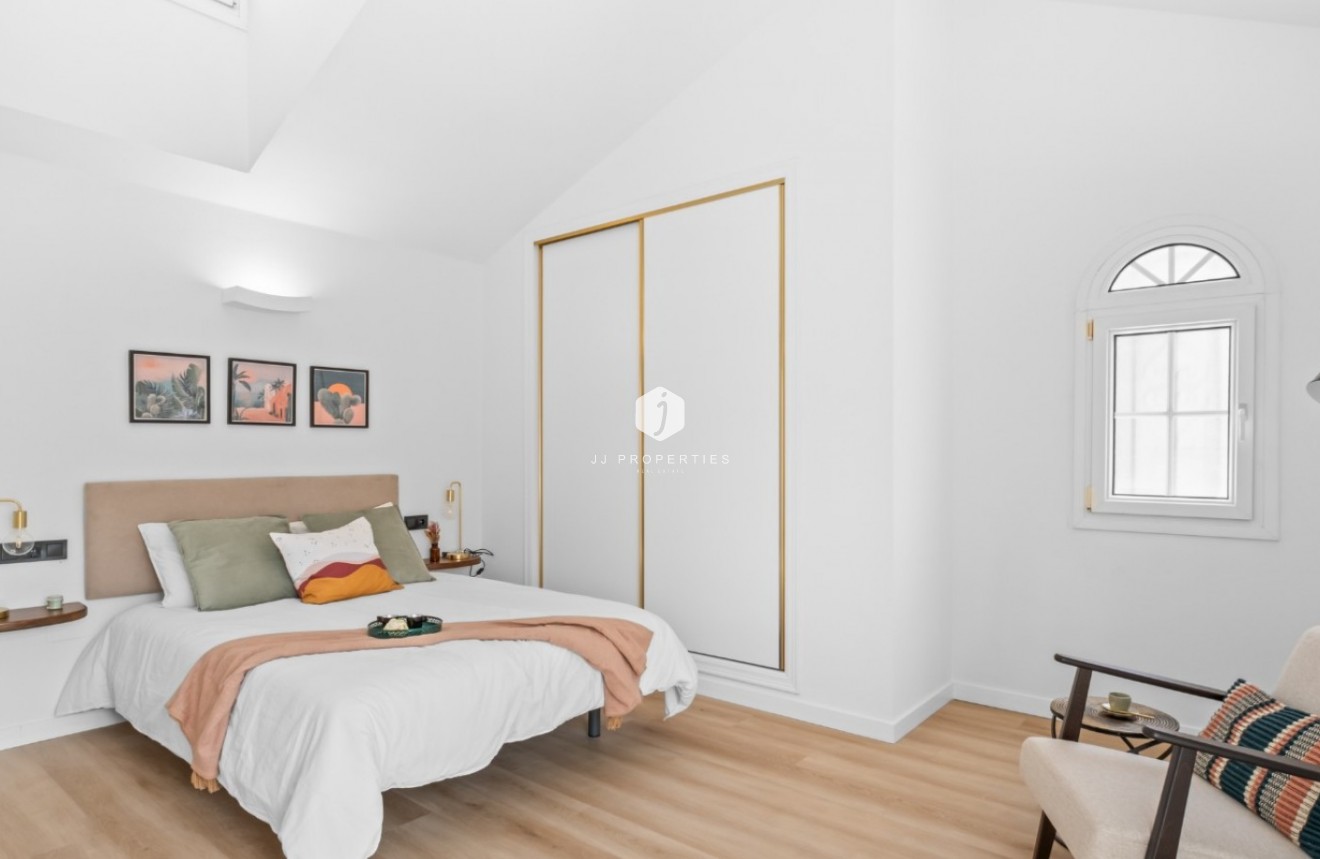 D'occasion - Villa -
Orihuela Costa - Costa Blanca