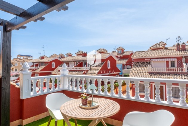 D'occasion - Villa -
Orihuela Costa - Costa Blanca