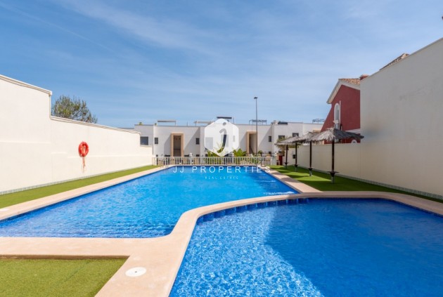 D'occasion - Villa -
Orihuela Costa - Costa Blanca