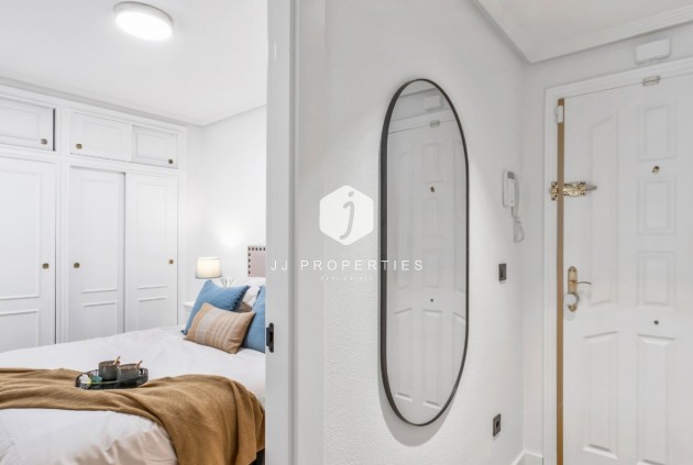 Resale - Apartment / flat -
Orihuela Costa - Costa Blanca
