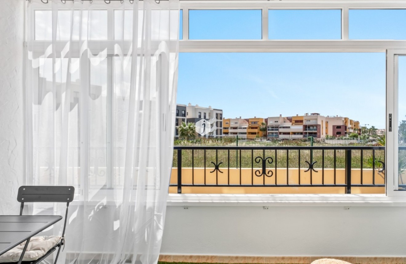 Resale - Apartment / flat -
Orihuela Costa - Costa Blanca