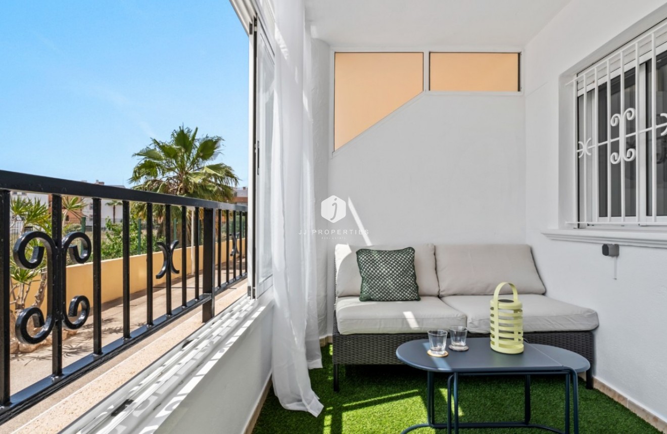 Resale - Apartment / flat -
Orihuela Costa - Costa Blanca