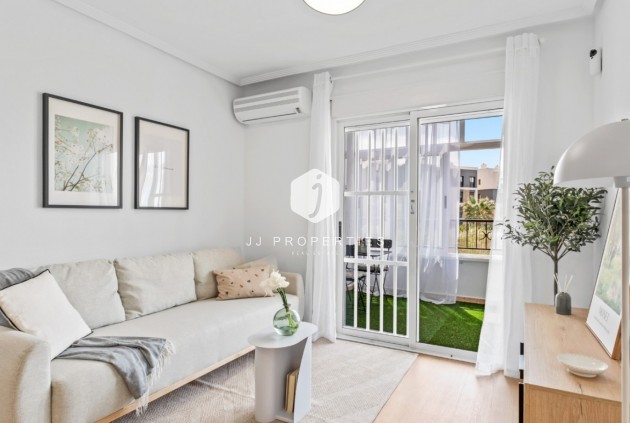 Resale - Apartment / flat -
Orihuela Costa - Costa Blanca