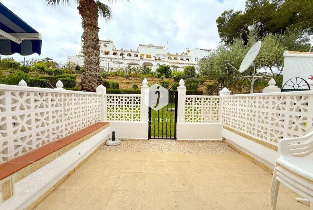 Segunda mano - Apartamento / piso -
Torrevieja - La Mata
