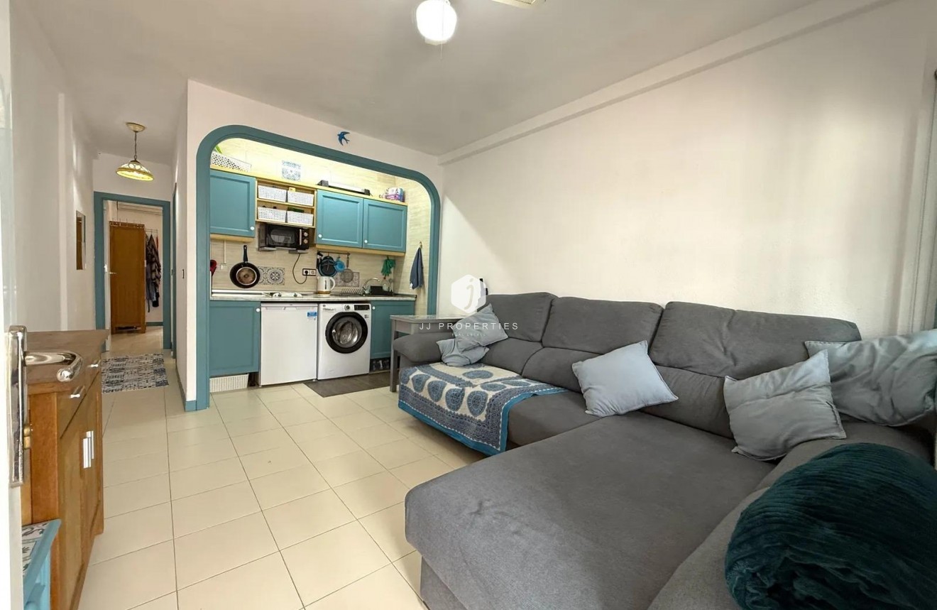 Segunda mano - Apartamento / piso -
Torrevieja - La Mata