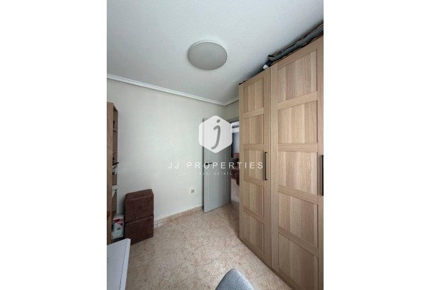 D'occasion - Appartement -
Torrevieja - Centro