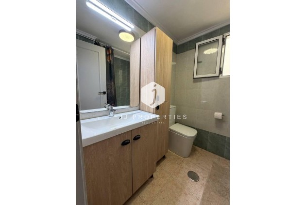 D'occasion - Appartement -
Torrevieja - Centro