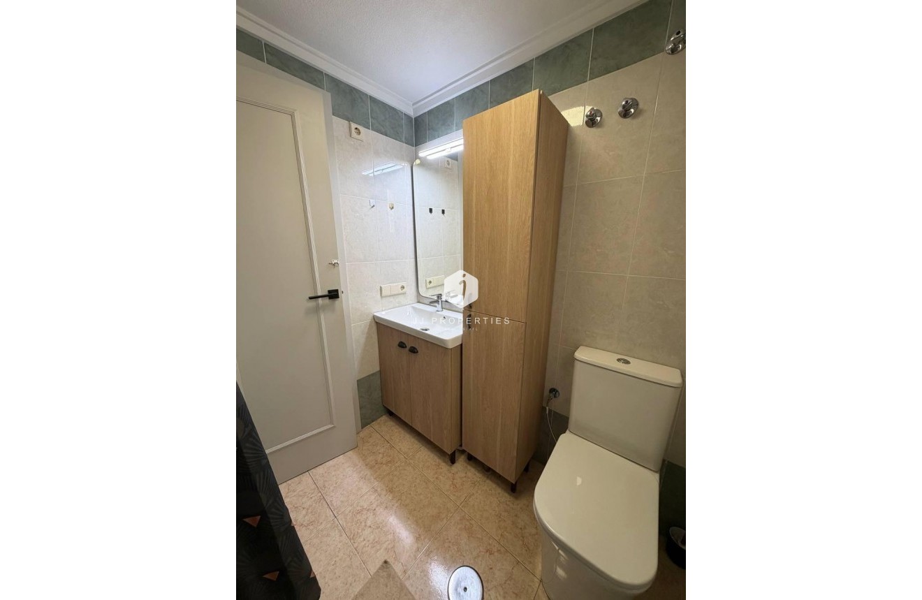 D'occasion - Appartement -
Torrevieja - Centro