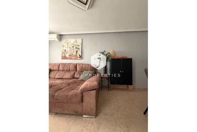 D'occasion - Appartement -
Torrevieja - Centro