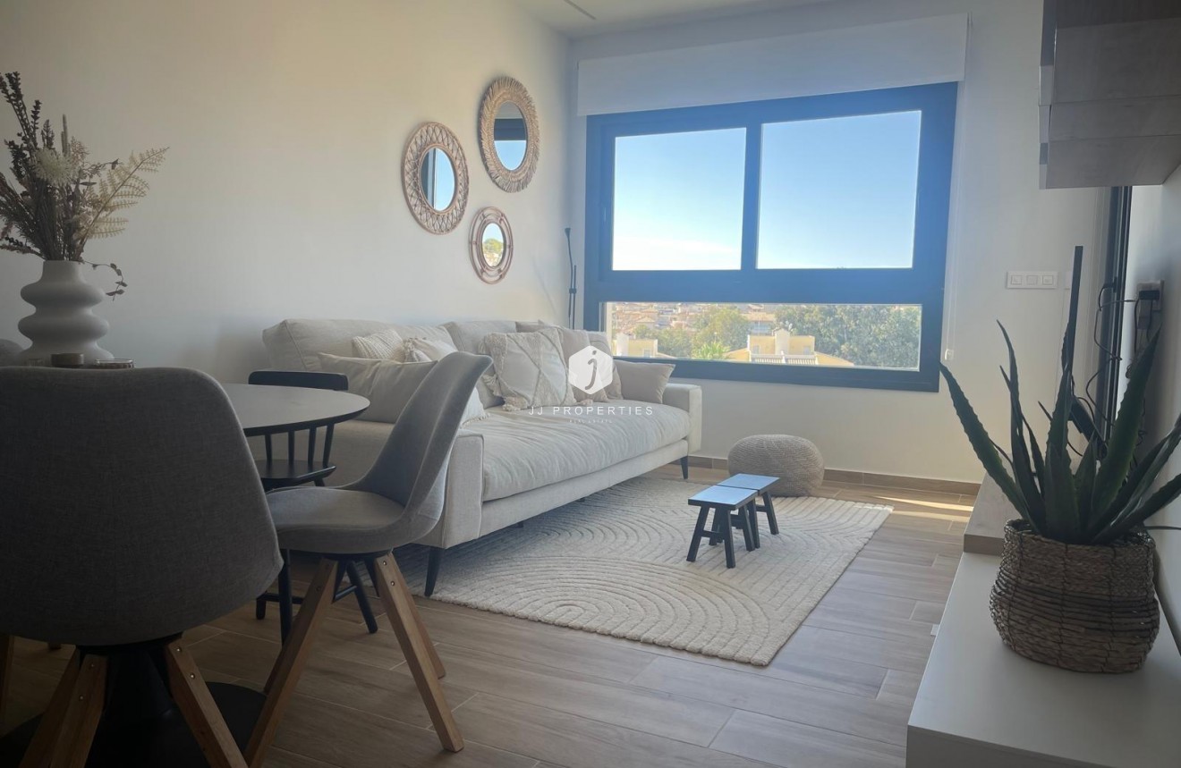 Aus zweiter Hand - Penthouse -
Orihuela Costa - Las Filipinas