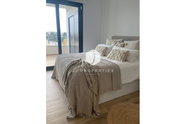 Aus zweiter Hand - Penthouse -
Orihuela Costa - Las Filipinas
