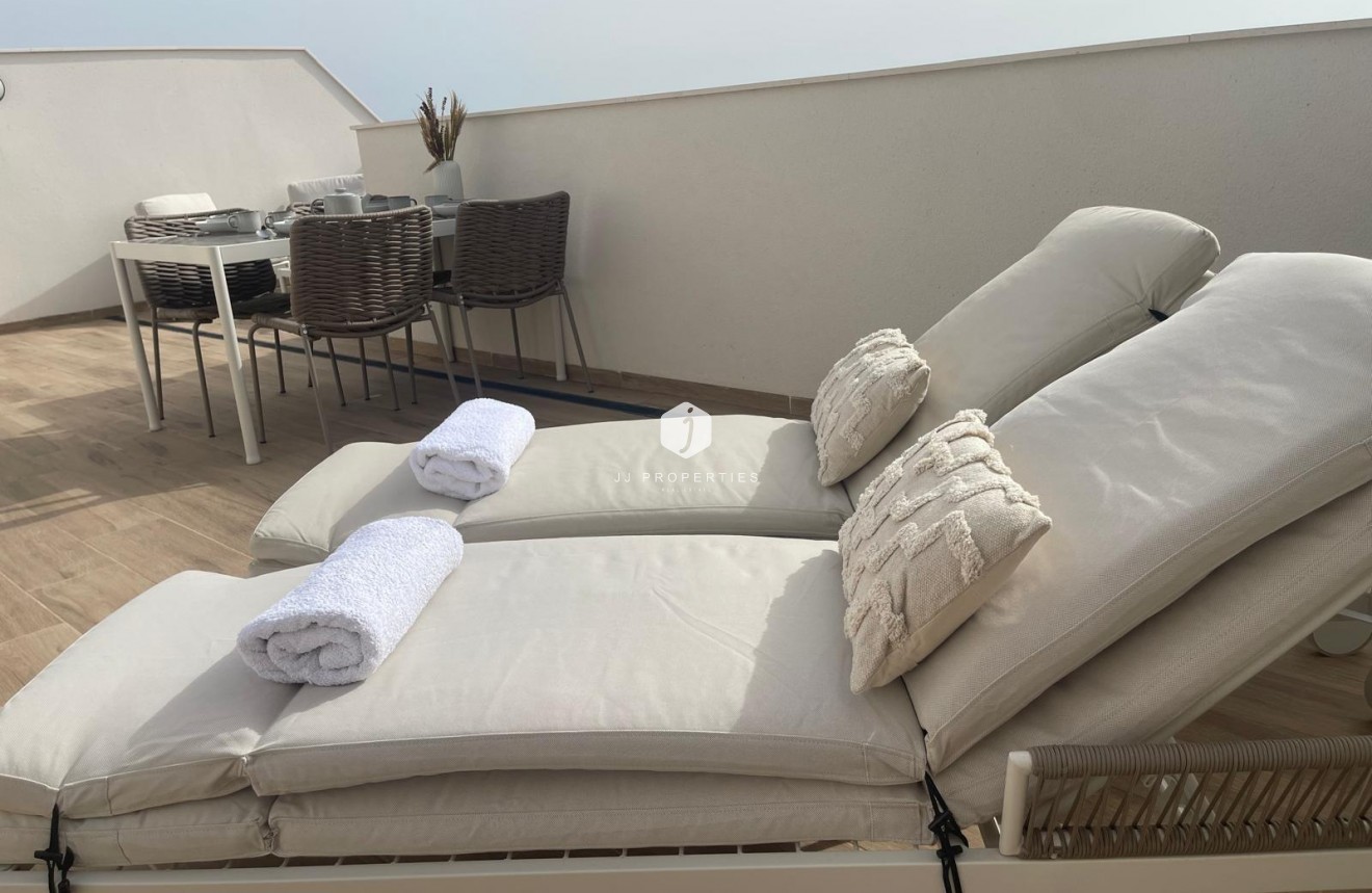 Aus zweiter Hand - Penthouse -
Orihuela Costa - Las Filipinas