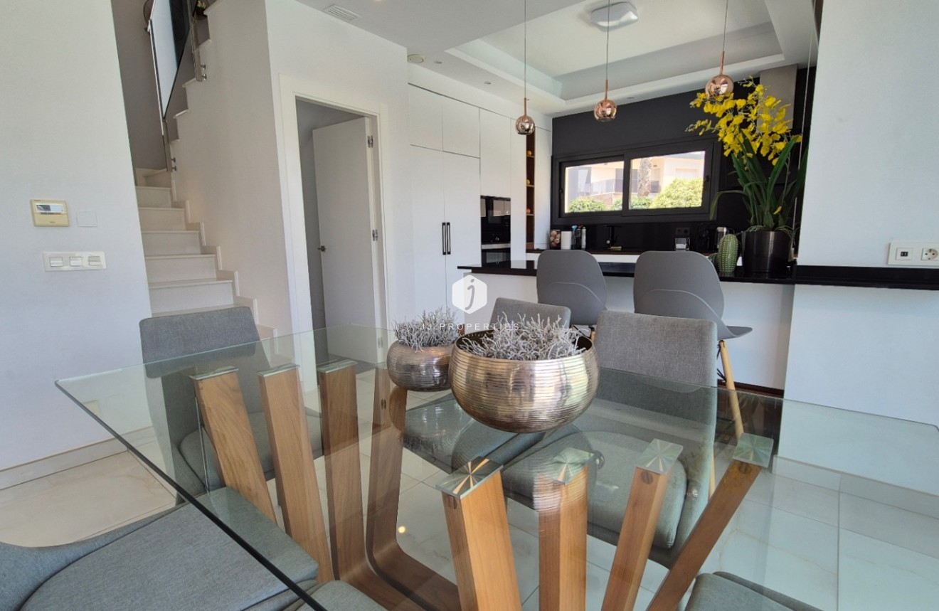 Aus zweiter Hand - Villa -
Torrevieja - Costa Blanca