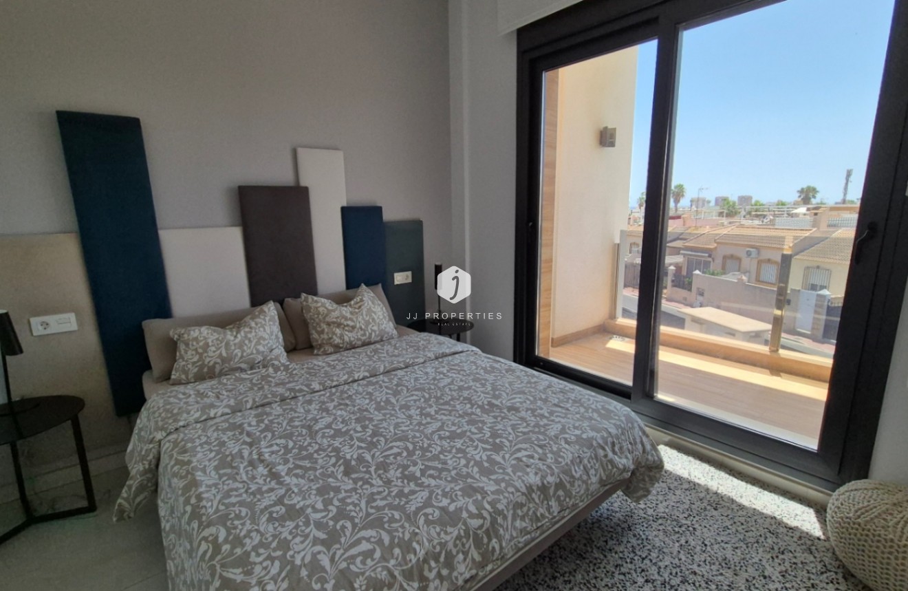 Aus zweiter Hand - Villa -
Torrevieja - Costa Blanca