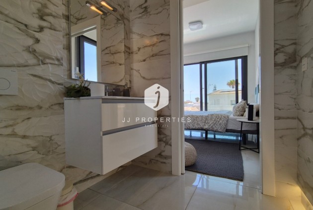 Aus zweiter Hand - Villa -
Torrevieja - Costa Blanca