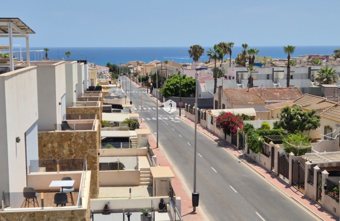 Aus zweiter Hand - Villa -
Torrevieja - Costa Blanca