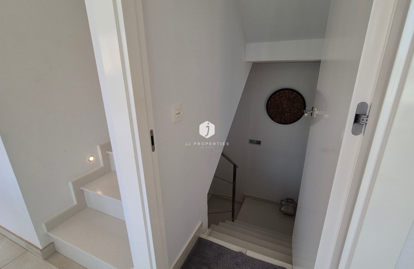 Aus zweiter Hand - Villa -
Torrevieja - Costa Blanca