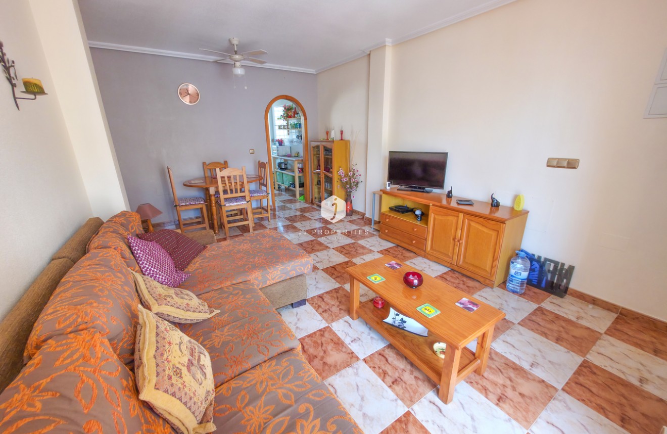 Aus zweiter Hand - Wohnung -
Cabo Roig - Costa Blanca