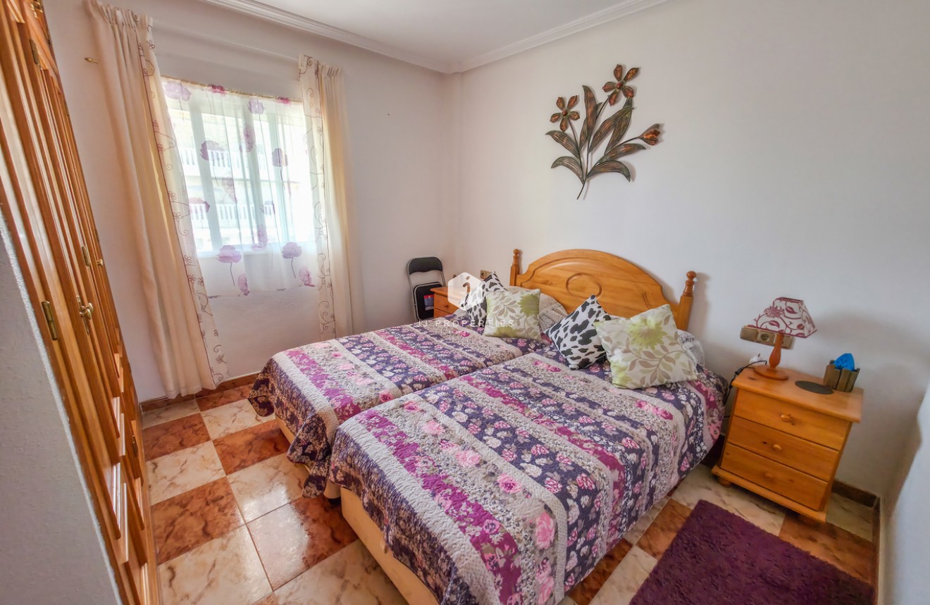 Aus zweiter Hand - Wohnung -
Cabo Roig - Costa Blanca
